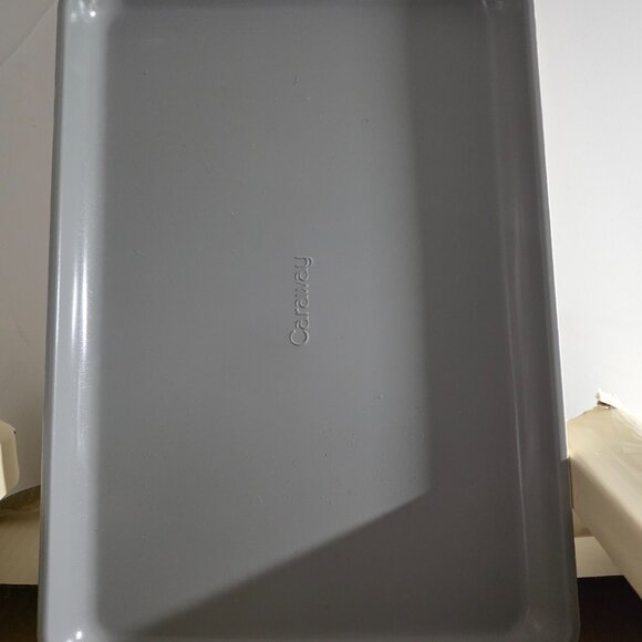 Caraway 15" x 10" Medium Cream or Beige Baking Sheet - New in Box! - Picture 4 of 5